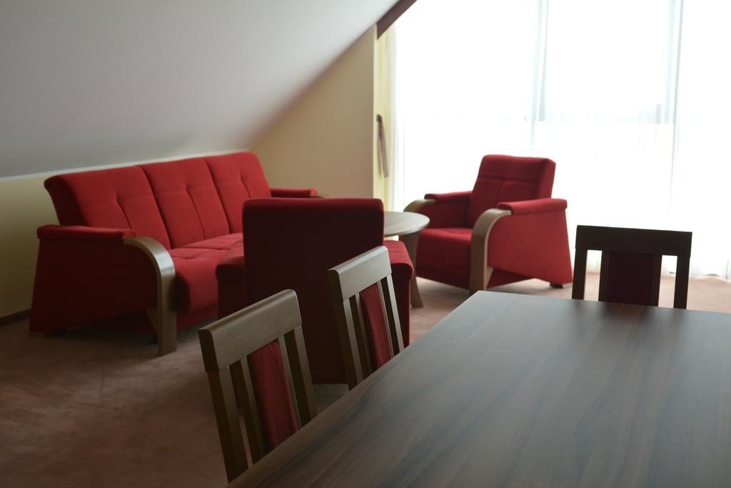 Gosciniec Pan Tadeusz II Hotel Gizycko Room photo