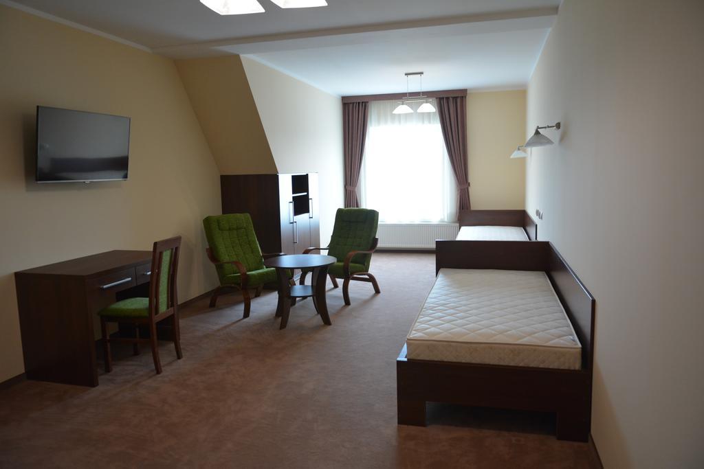 Gosciniec Pan Tadeusz II Hotel Gizycko Exterior photo